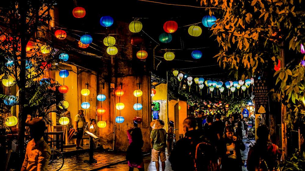 Wander along the lantern-filled streets in Hoi An 